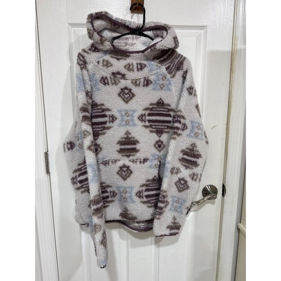 Avalanche Jackets & Blazers - This is an Avalanche Outdoor Supply Co. fleece jacket.